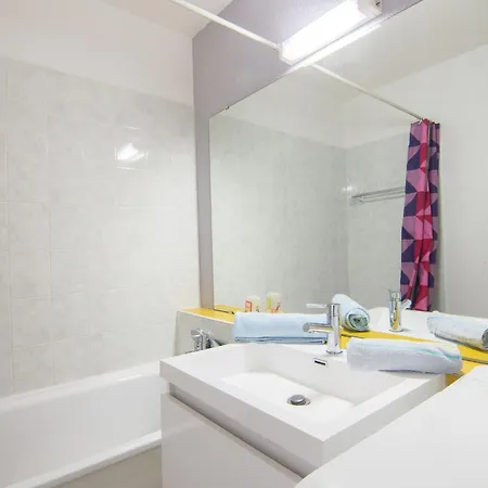 Soyouz Vanguard-41 By Interhome Lägenhet Le Corbier